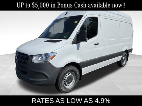 New 2026 Mercedes-Benz Sprinter 2500 image 3