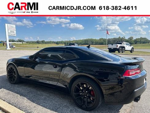 Used 2014 Chevrolet Camaro SS w/ SS Performance Package RWD image 4