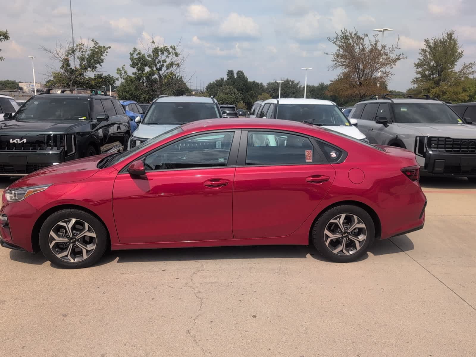 Used 2021 Kia Forte LXS FWD image 11