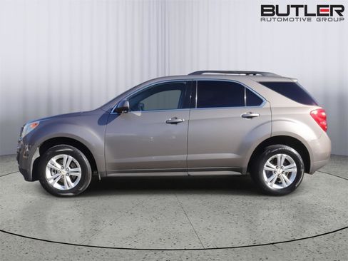 Used 2011 Chevrolet Equinox LT w/ Driver Convenience Package image 4