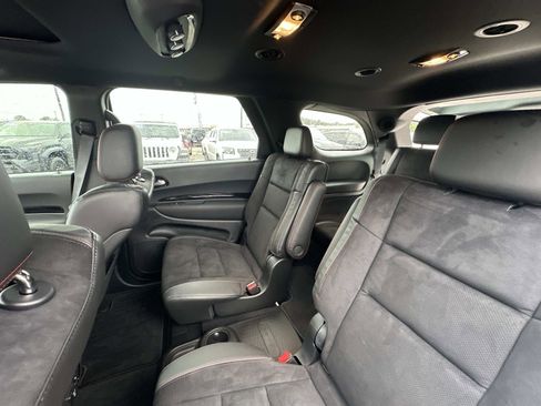 Certified 2025 Dodge Durango GT image 15
