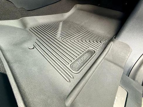 Used 2024 Ford F250 Platinum w/ Tremor Off-Road Package image 33