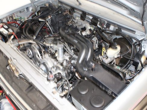 Used 1991 Ford F350 4x4 Regular Cab image 13