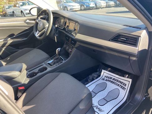 Used 2020 Volkswagen Jetta S image 12