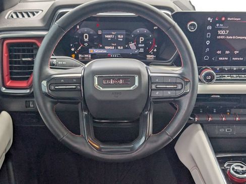Used 2023 GMC Canyon AT4X AWD/4WD image 13