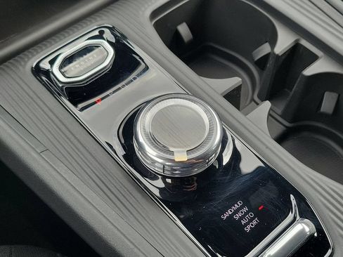 New 2026 Jeep Cherokee Laredo AWD/4WD image 28