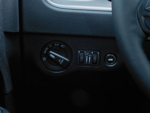 New 2023 Dodge Charger SXT w/ Blacktop Package image 45