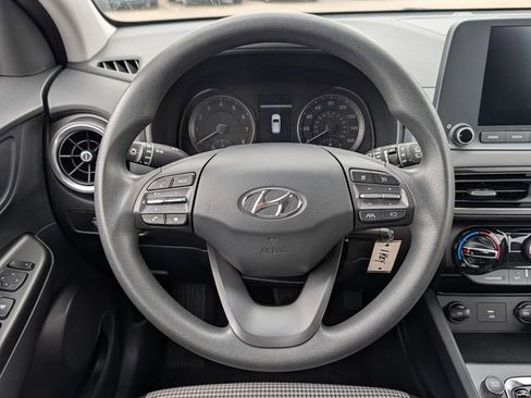 Used 2023 Hyundai Kona SE AWD/4WD image 12
