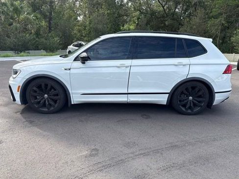 Used 2021 Volkswagen Tiguan SE R-Line FWD image 2