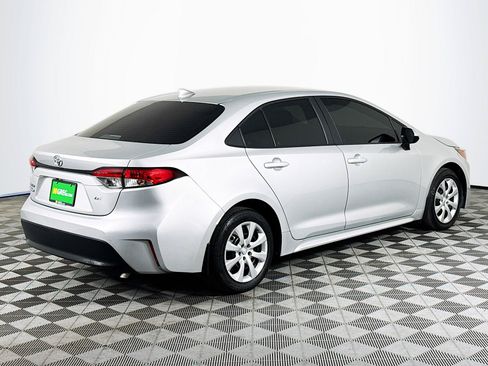 Used 2024 Toyota Corolla LE FWD image 8