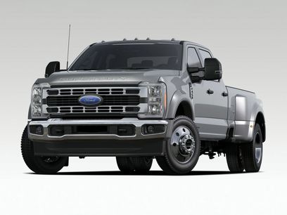 New 2026 Ford F450 XLT w/ FX4 Off-Road Package