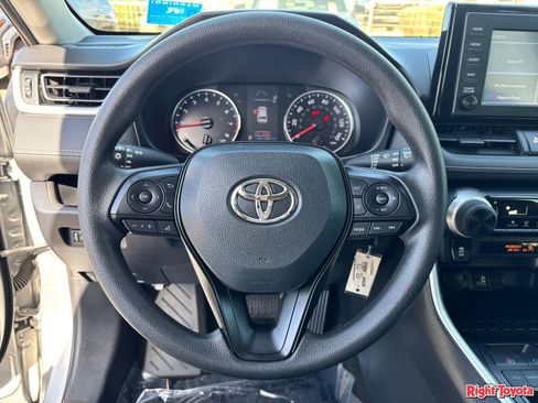 Certified 2019 Toyota RAV4 LE w/ Carpet Mat Package FWD image 21