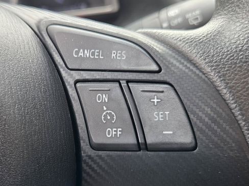 Used 2015 MAZDA MAZDA3 i Sport FWD image 24