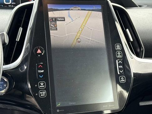 Used 2018 Toyota Prius Four Touring image 19