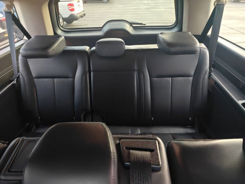 Used 2024 Ford Expedition Max XLT AWD/4WD image 12