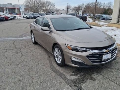 Used 2024 Chevrolet Malibu LT image 4