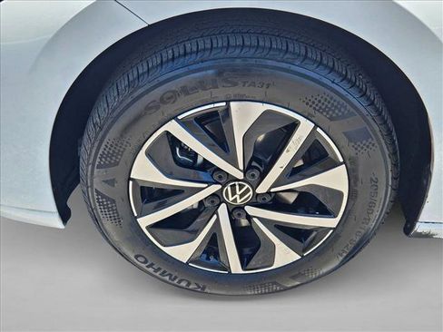 Used 2025 Volkswagen Jetta S FWD image 22