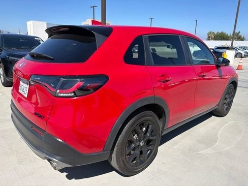 Used 2025 Honda HR-V Sport image 2