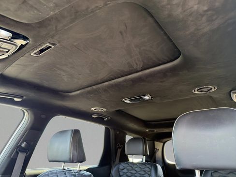 Used 2022 Hyundai Palisade Calligraphy image 25