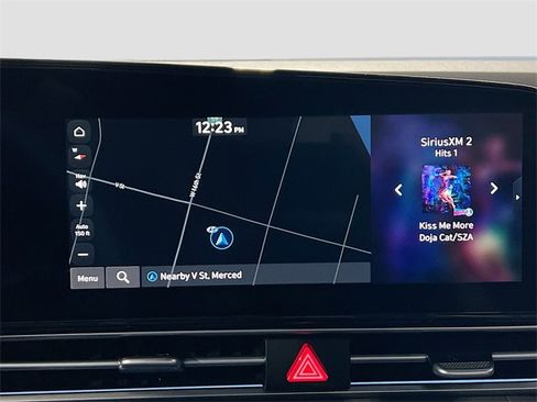 New 2025 Hyundai Elantra SEL image 13