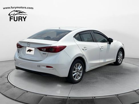 Used 2014 MAZDA MAZDA3 i Touring w/ Technology Package FWD image 3
