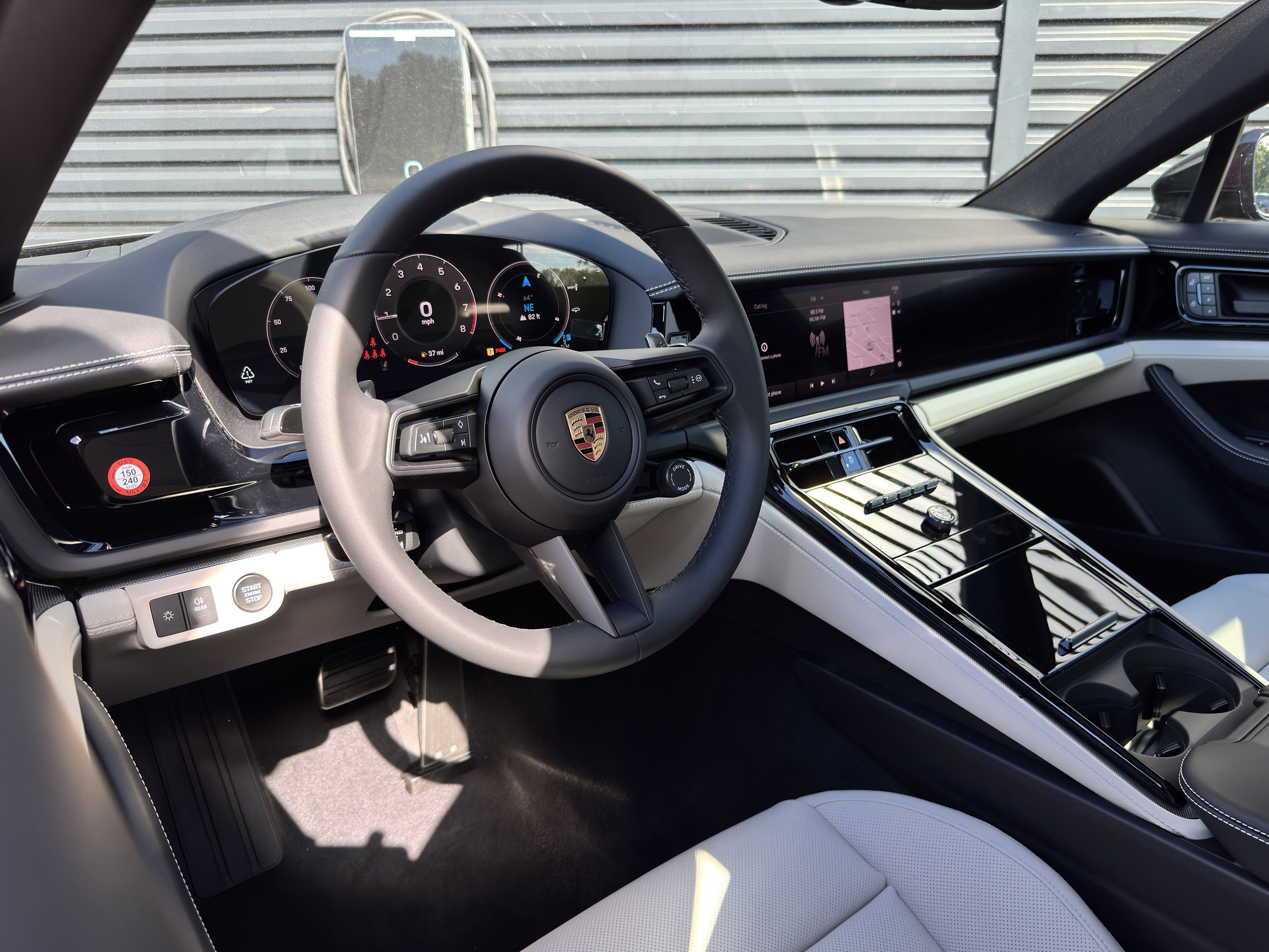 Certified 2025 Porsche Panamera 4 AWD/4WD image 4