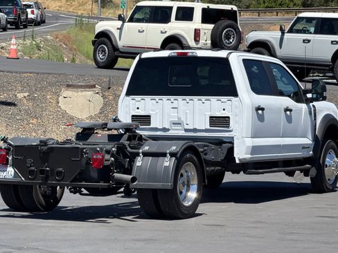 Certified 2024 Ford F550 4x4 Crew Cab Super Duty image 4