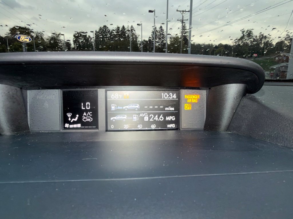 Used 2017 Subaru Forester 2.5i Premium w/ All-Weather Package AWD/4WD image 17