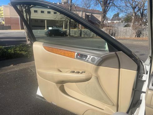 Used 2005 Lexus ES 330 image 5