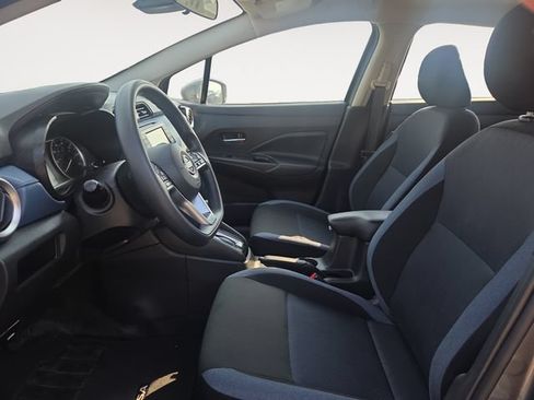 Used 2025 Nissan Versa SV w/ Trunk Package FWD image 9