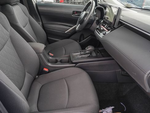 Used 2026 Toyota Corolla Cross LE w/ Moonroof Package FWD image 16