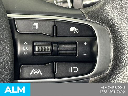 Used 2025 Kia Sportage LX FWD image 29