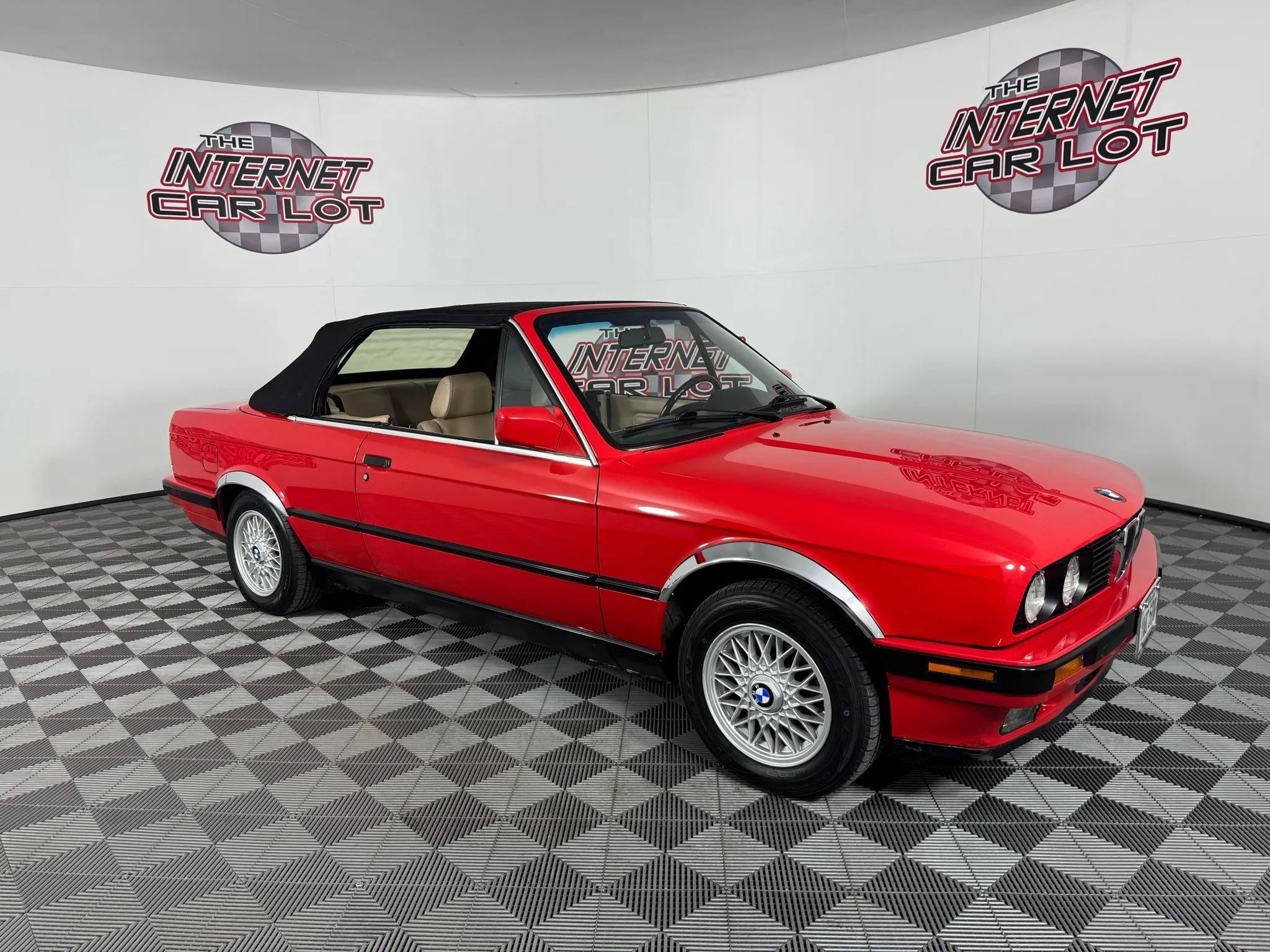 Used 1991 BMW 325i Convertible RWD image 19