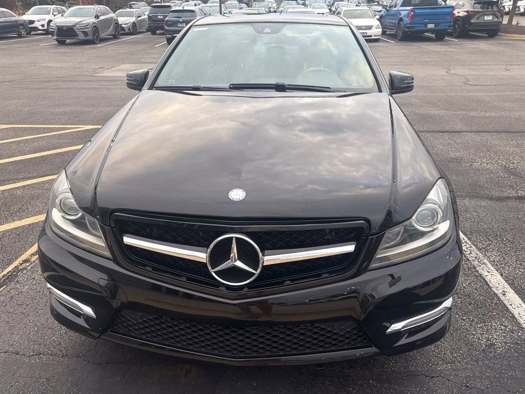 Used 2014 Mercedes-Benz C 250 Sedan image 3