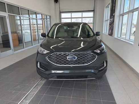 Certified 2024 Ford Edge SEL w/ Convenience Package image 2