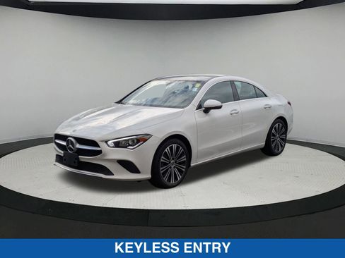 Used 2023 Mercedes-Benz CLA 250 4MATIC image 8