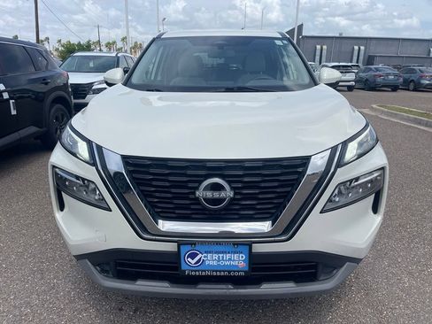 Certified 2022 Nissan Rogue SV FWD image 2