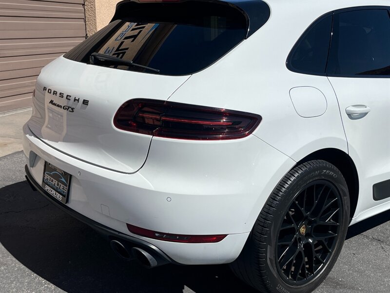 Used 2017 Porsche Macan GTS AWD/4WD image 16