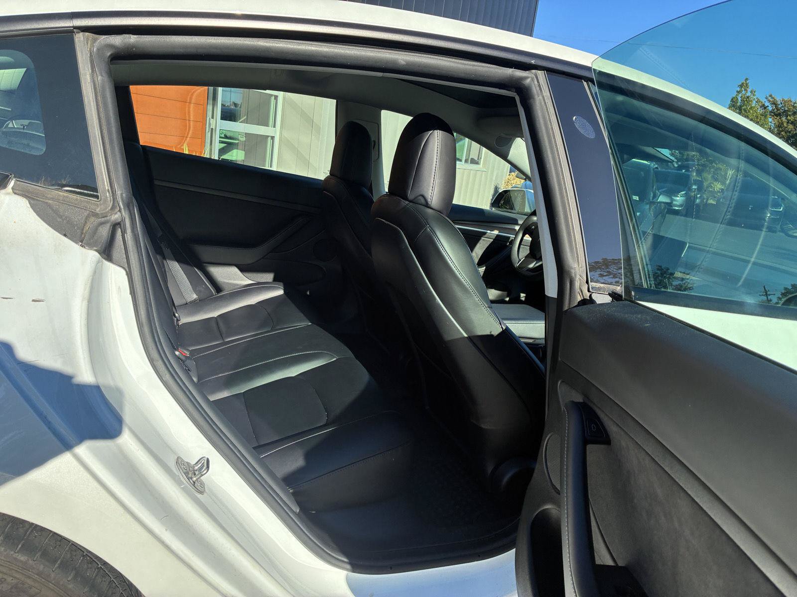 Used 2022 Tesla Model 3 Long Range AWD/4WD image 8