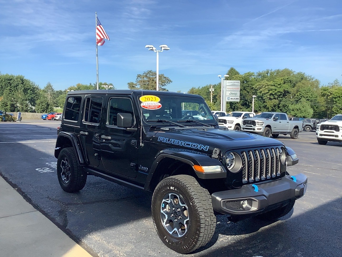 Certified 2023 Jeep Wrangler Unlimited Rubicon 4xe w/ Cold Weather Group AWD/4WD image 3