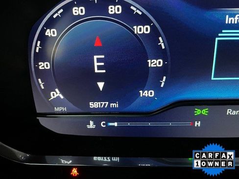 Used 2023 Chevrolet Suburban RST w/ Luxury Package image 6