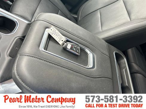 Certified 2022 Chevrolet Silverado 1500 LTZ AWD/4WD image 18