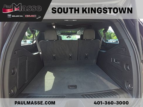 Used 2023 GMC Yukon XL SLT w/ SLT Premium Package AWD/4WD image 28