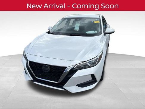 Certified 2020 Nissan Sentra SV FWD image 2