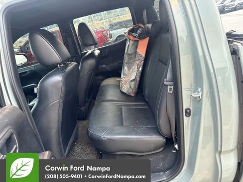 Used 2021 Toyota Tacoma TRD Pro AWD/4WD image 9