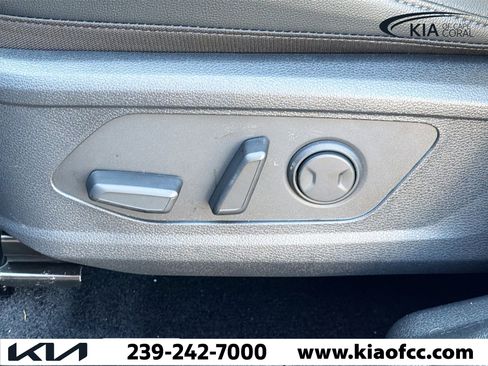 New 2026 Kia Sportage EX image 23