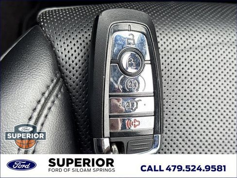 Used 2022 Lincoln Corsair Reserve image 42