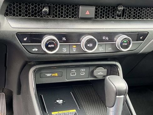 Used 2025 Honda CR-V Sport-L image 32