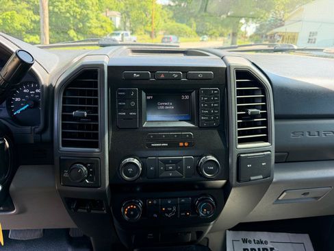Used 2019 Ford F350 XL w/ STX Appearance Package AWD/4WD image 27