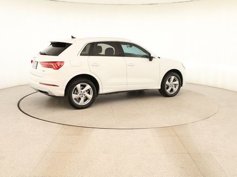 Used 2020 Audi Q3 2.0T Premium w/ Convenience Package AWD/4WD image 7